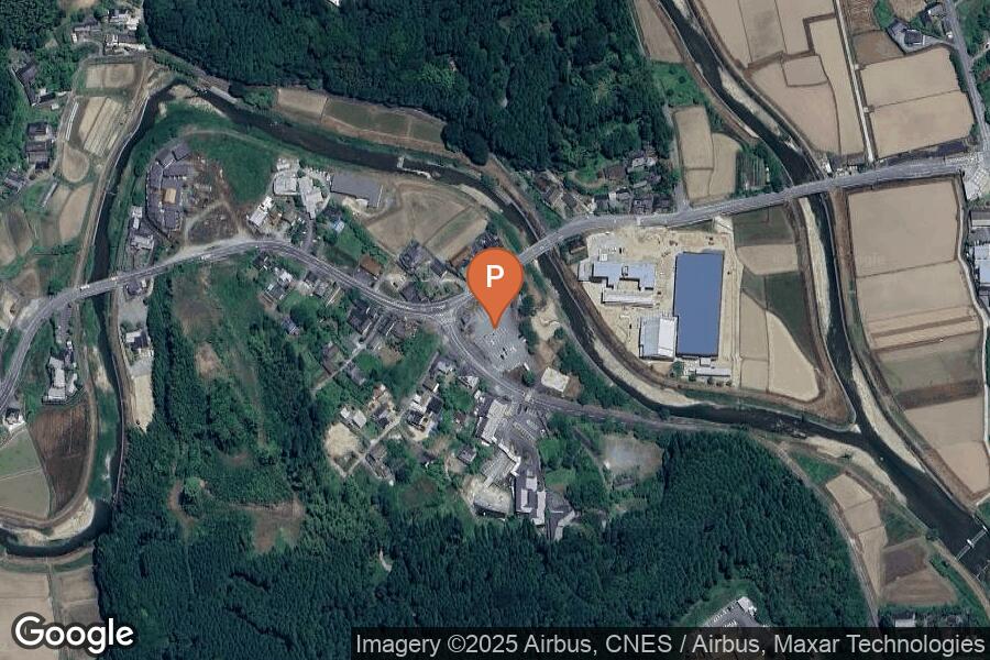 三加和物産館、緑彩館前駐車場